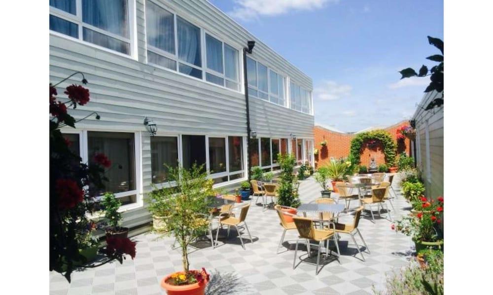 Globe Hotel Colchester Ngoại thất bức ảnh